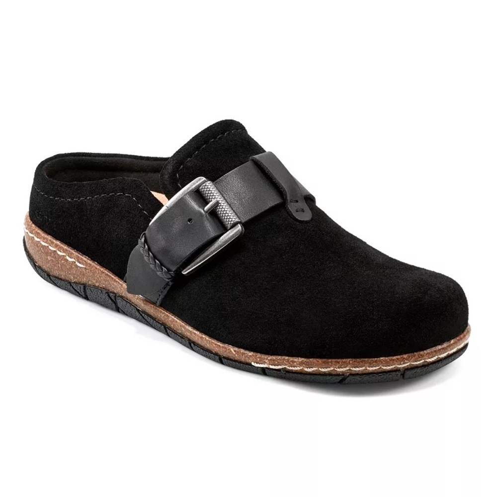 New Earth
Women's Eras Lightweight Slip-On Clogs size 9 wide